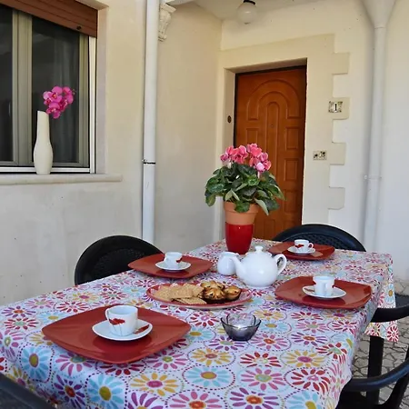 Pino Aparthotel *